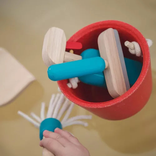 Plantoys_Fa_jatek_takarito_szett