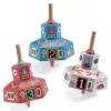 Porgettyo_Robot_Robot_spinning_top-Djeco