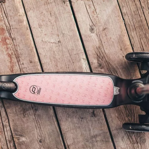 Scoot and Ride Highwaykick 2 Lifestyle fényvisszaverős roller - Rose