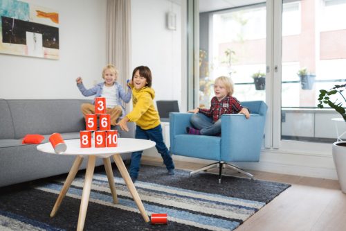 Celbadobo_jatek_Szamos_Piros_BS_Toys