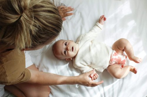 Kolorky Day öko pelenka, Virágok, L méret (8-13 Kg) 19db