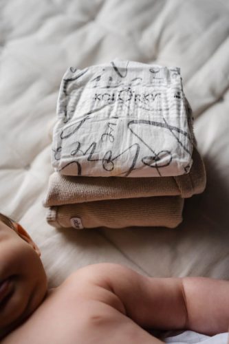 Kolorky Deluxe Velvet öko pelenka,L&L&L, S méret (3-6 Kg) 25db