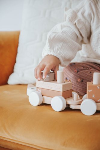 Label -Label Fa játékvonat építőelemekkel - Nugát színben