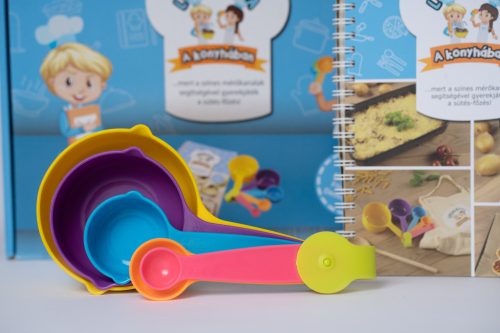 “Lukas & Lea a konyhában” kék szett – Előételek, főételek, desszertek