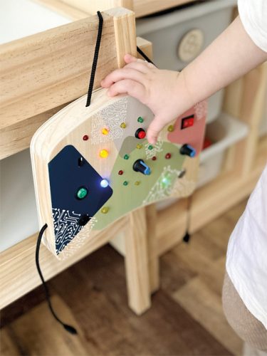 Legler Motoros tevékenység tábla - Fények és kapcsolók