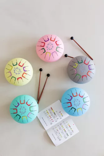 Baby Tambú Csilingelő rózsaszín gyerekhangszer, zenedob, handpan