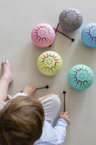 Baby Tambú  Szélsárkány, világos kék gyerekhangszer, zenedob, handpan