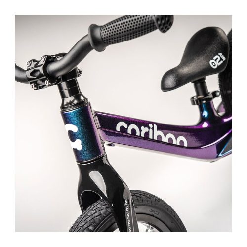 Cariboo csomag - Magnesium Air Futóbicikli bukósisakkal és ajándék védőfelszereléssel (több színben)