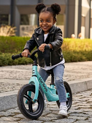 Cariboo csomag - Magnesium Pro futóbicikli - Blue bukósisakkal és ajándék védőfelszereléssel