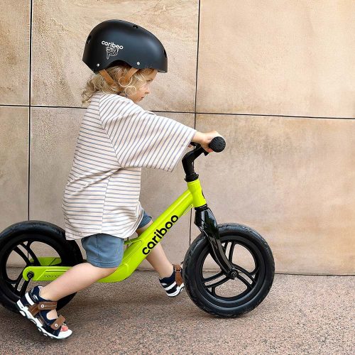 Cariboo csomag - Magnesium Pro futóbicikli - Lime bukósisakkal és ajándék védőfelszereléssel