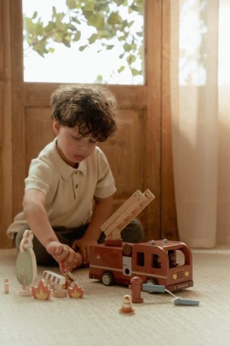 Little Dutch tűzoltóautó kiegészítőkkel