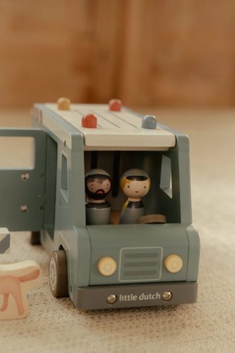 Little Dutch rendőrautó kiegészítőkkel