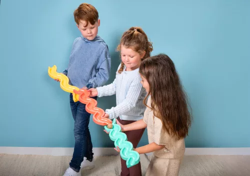 BS Toys - Passzold és gurítsd! kooperatív ügyességi játék