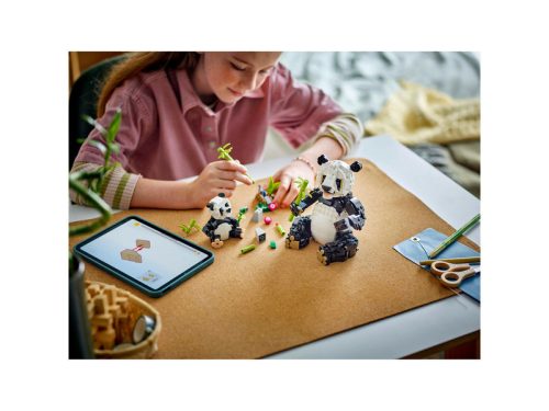 LEGO Creator 31165 - Vadállatok: pandacsalád