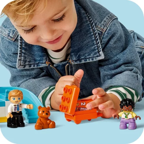 LEGO Duplo 10443 - Először a repülőtéren
