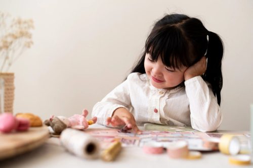 Little Dutch újrafelhasználható matricás füzet - Rosa és barátai