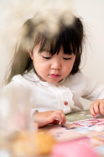 Little Dutch újrafelhasználható matricás füzet - Rosa és barátai