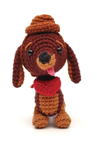 Graine Creative Amigurumi készlet – Tacskó (18 cm)