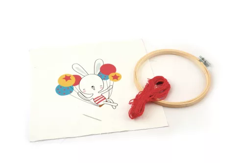 Graine Creative Hímzőkészlet – Repülő nyuszi (15 cm)