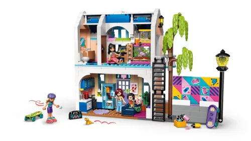 LEGO Friends 42687 Liann családi háza
