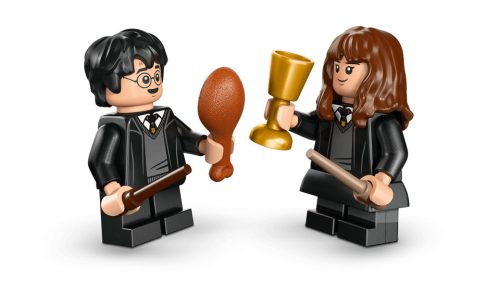 LEGO Harry Potter 76460 Roxfort kastély: a teszlek süveg kiválasztási ceremónia