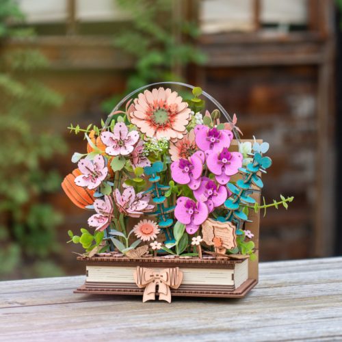 Virágzó könyvem - DIY favirág