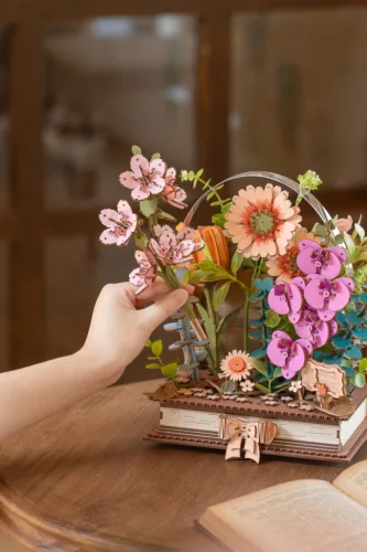 Virágzó könyvem - DIY favirág