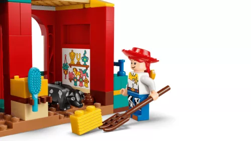 LEGO Disney 43304 Blaze lovardája