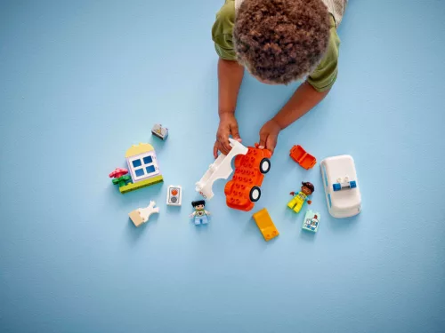 LEGO DUPLO Town 10447 Mentőautó és mentősofőr