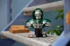 LEGO Super Heroes 76345 Dr Doom mellszobor