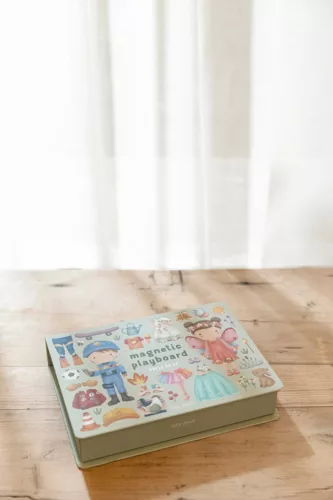 Little Dutch Jim és Rosa mágneses öltöztető játék