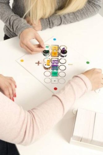 iKNOW_kviz_partyjatek