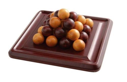 Pylos_Mini_Amoba_jellegu_logikai_jatek