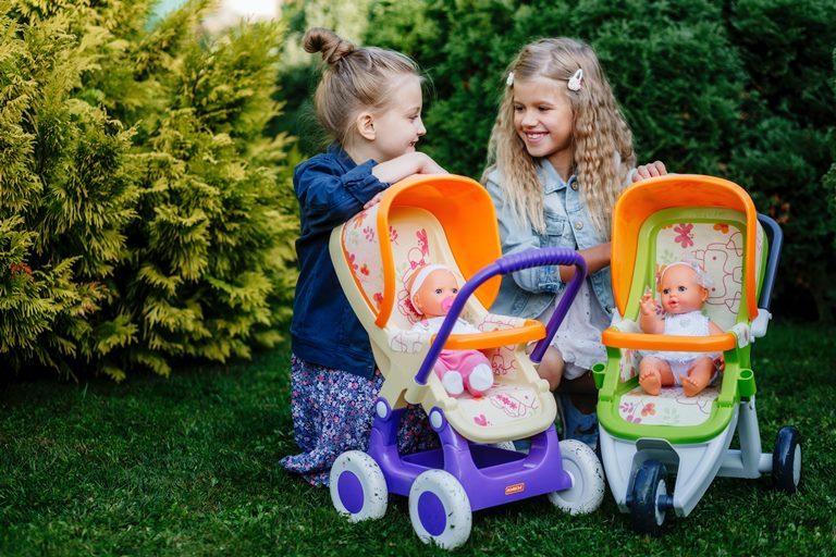 Így befolyásolják a játékbabák az érzelmi fejlődést